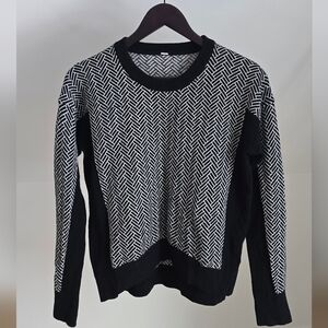 Black & White Geometric Knit Sweater
